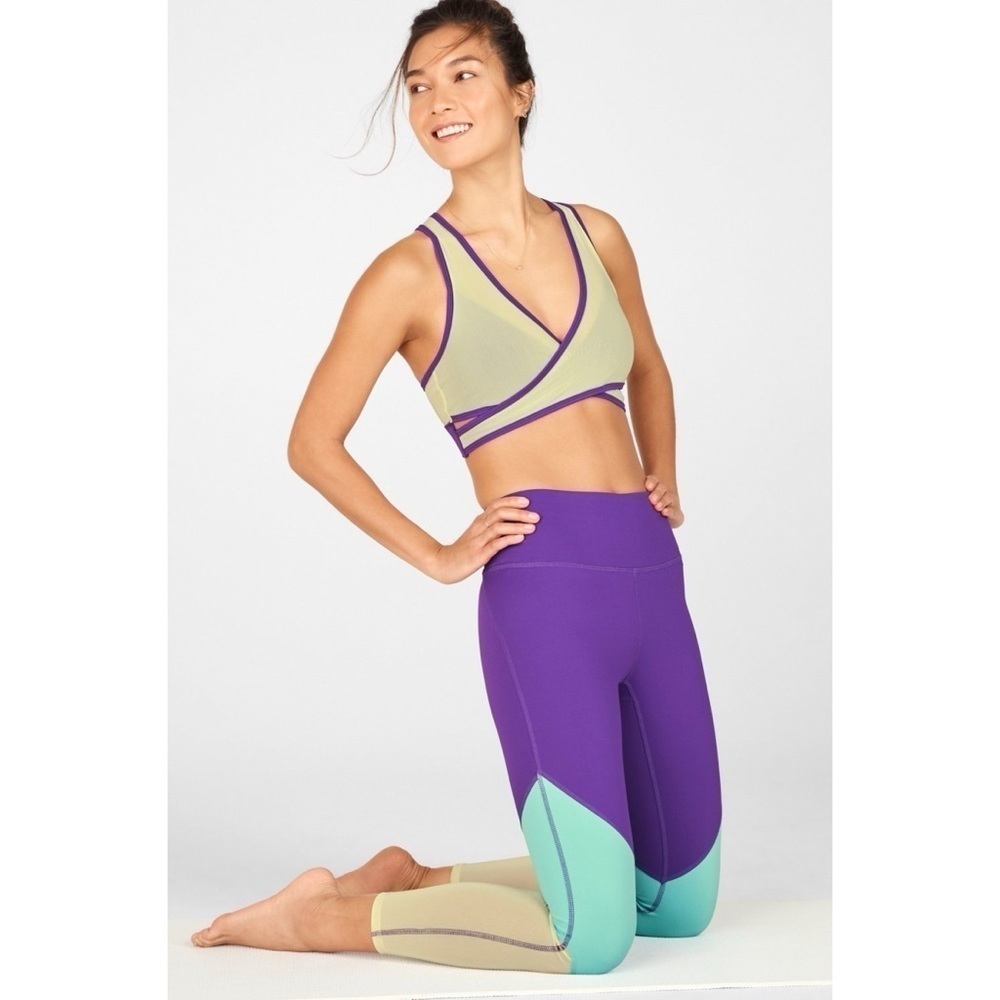 Fabletics Zone High Waisted 7/8 Leggings Size M